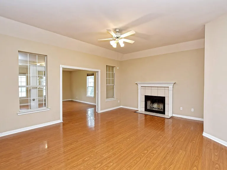 13220 Villa Park Dr — Photo 12