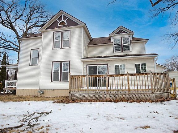 3rd image of 803 N Main St