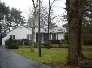 292 Niles Rd, New Hartford, CT 06057