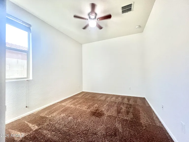 9437 W Jones Ave — Photo 8