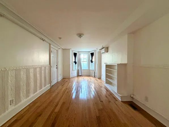 263 Liberty St APT 1, Newburgh, NY 12550