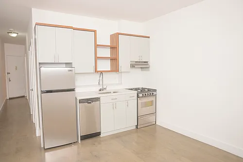 646 President St #1B Photo 1