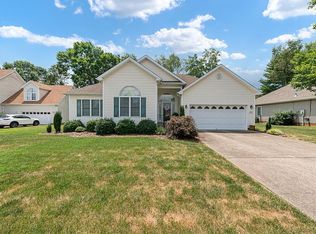 1412 Curling Ct, Bowling Green, KY 42104