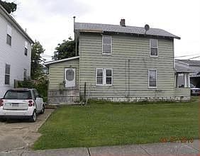4th image of 303 Hunt Ave