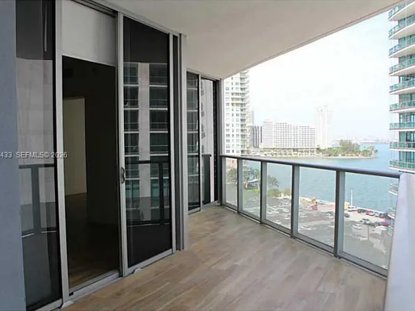 1300 Brickell Bay Dr, Miami, FL