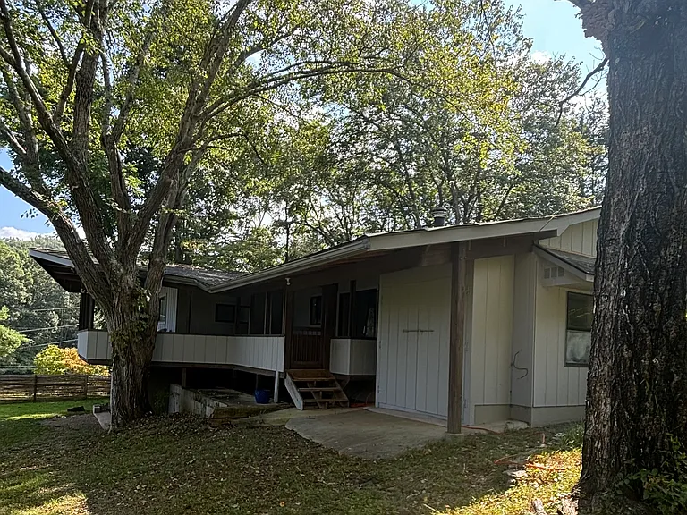 6 Carroll Mountain Dr — Photo 4