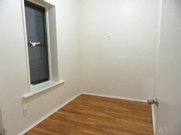 3rd image of 223 W 105th St APT 1FE
