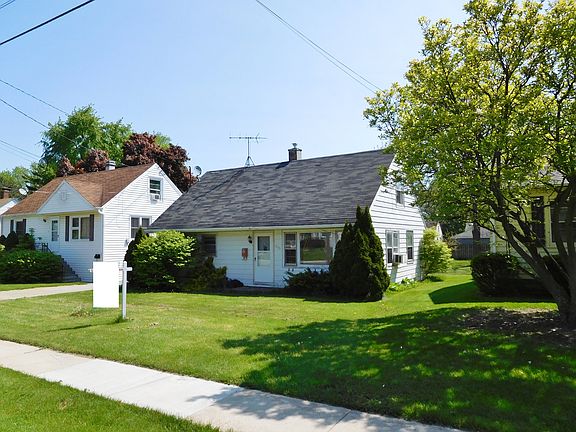 2nd image of 373 S Lake St
