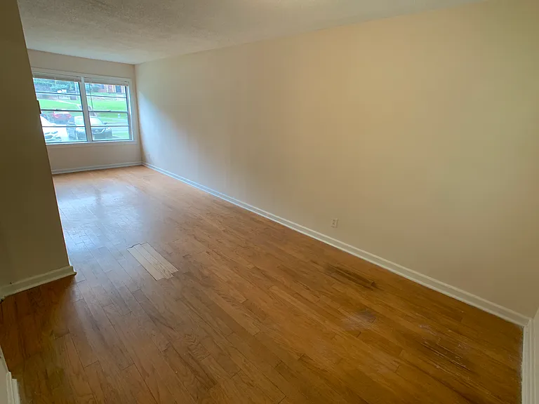 1662 Valley Ave — Photo 18