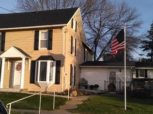 210 Cotter St, Cotter, IA 52738