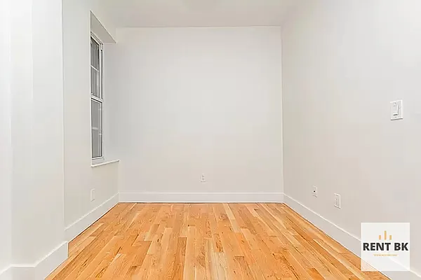 Rented by RENTBK LLC | media 6