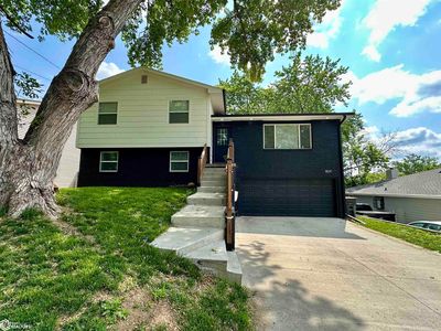 809 Knob Hill Dr, Des Moines, IA, 50317