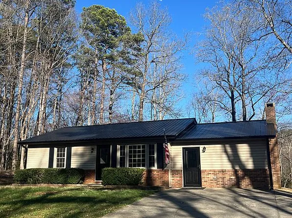 3960 Wards Gap Rd, Cana, VA 24317