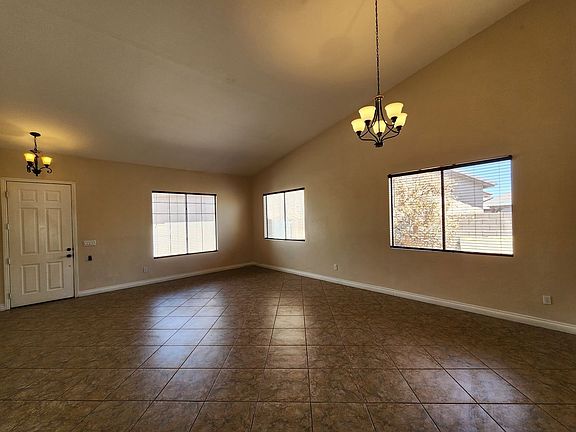 3rd image of 1005 Stoneypeak Ave
