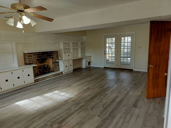 4th image of 736 Chadwick Rd
