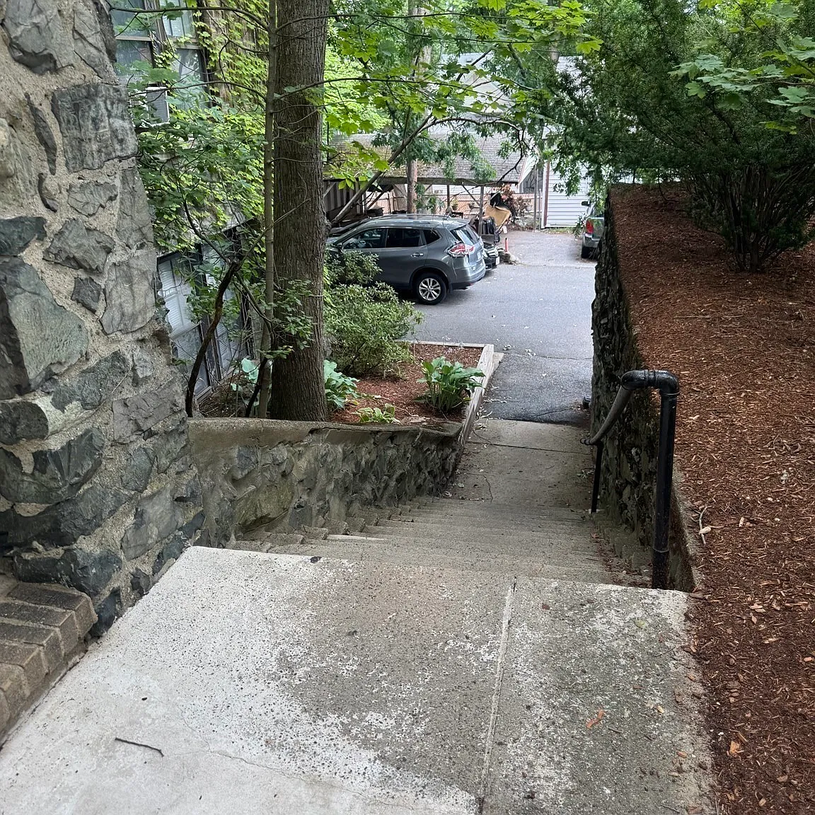 2 bed, 1.0 bath, 1250 sqft, $2,500 — Photo 4