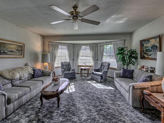 2nd image of 2368 Toyon Ct