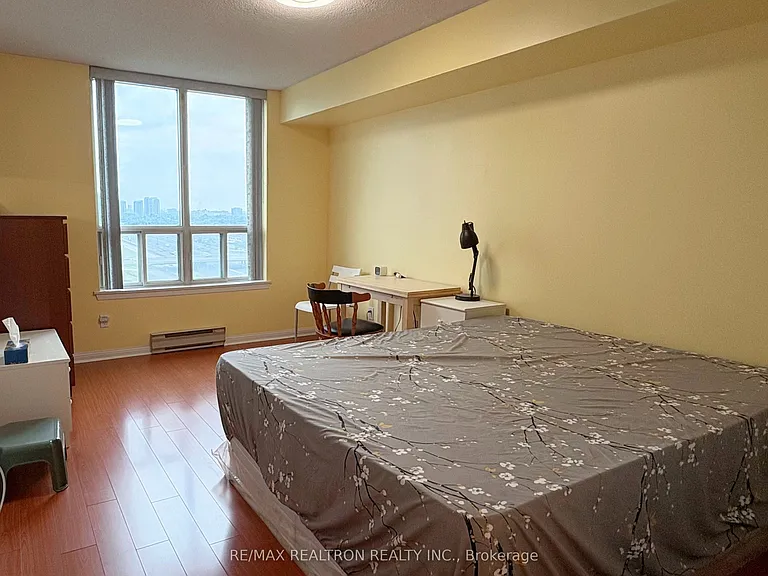 88 Corporate Dr #1708 — Photo 3