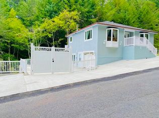 63 Tern Rd, Whitethorn, CA 95589