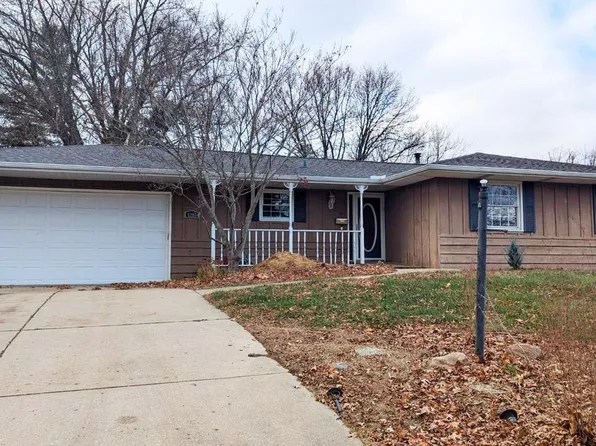 4703 W Wanda Ave, Bartonville, IL 61607