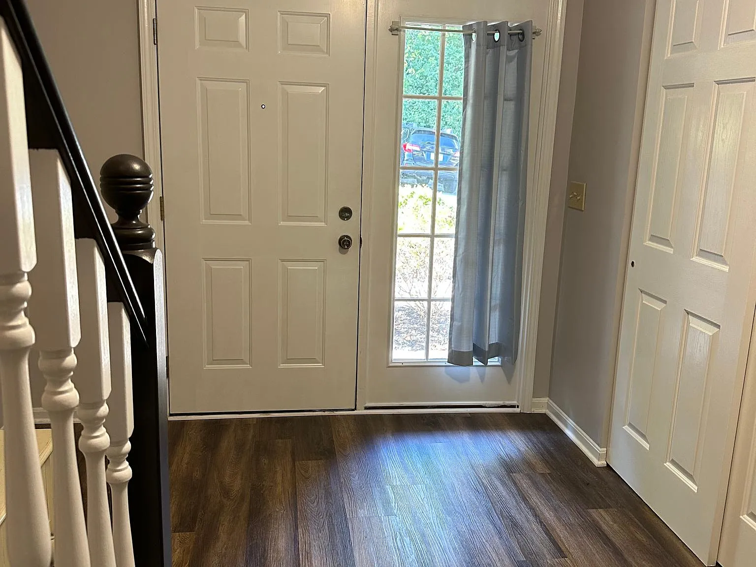 2935 Sequoia Dr — Photo 3