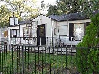 1st image of 528 Brightwood Dr