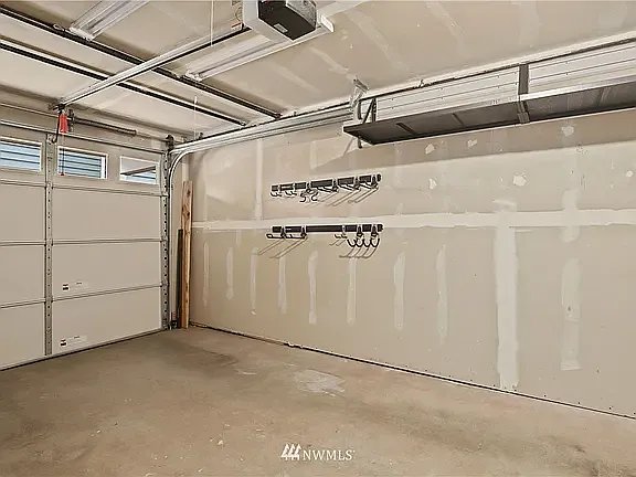 1150 N 85th St — Photo 6