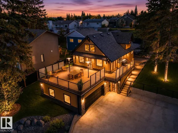 305 Lakeshore Dr, Cold Lake, AB T9M 1A3