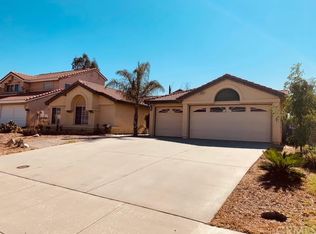 3689 N Live Oak Ave, Rialto, CA 92377