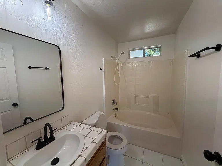 3409 Starside Dr — Photo 12