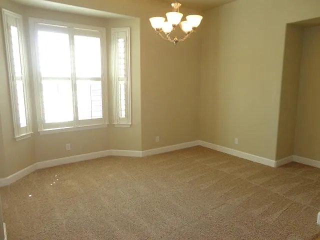 6398 W Los Altos Ave — Photo 4