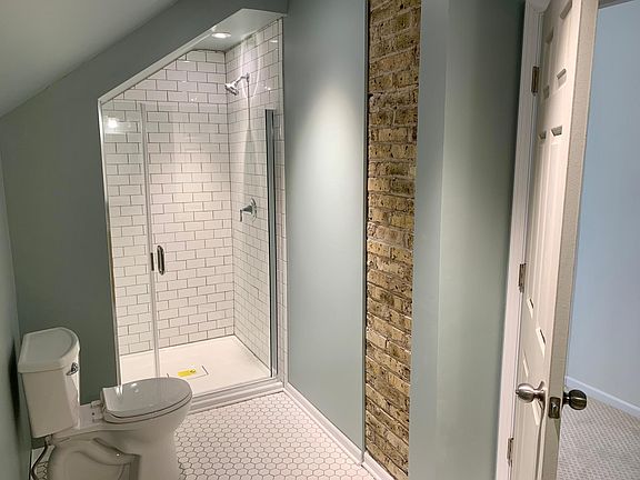 4th image of 3420 S New York Ave
