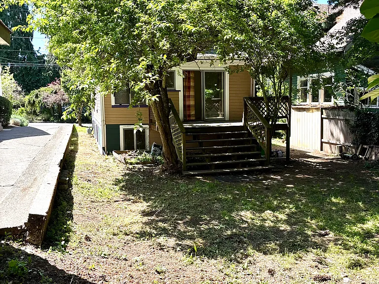 5324 NE 19th Ave — Photo 8