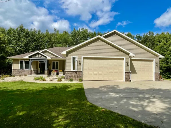 9426 N Raven Ct, Milton, WI 53563
