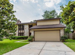 3142 Wagon Trail Dr, Sugar Land, TX 77479