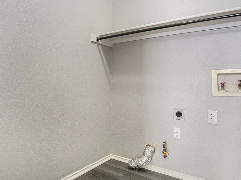 4600 Paloverde Dr — Photo 21