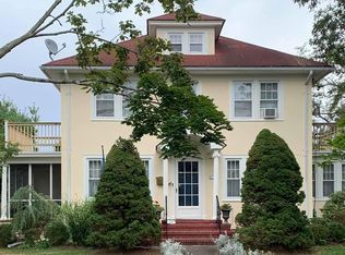 25 Bayview Ave, Islip, NY 11751