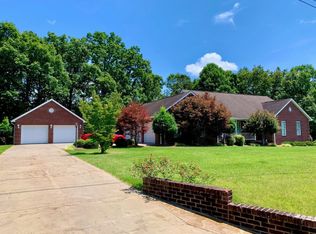 277 Lakepointe Dr, Corbin, KY 40701