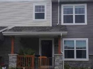 169 64th St, West Des Moines, IA 50266