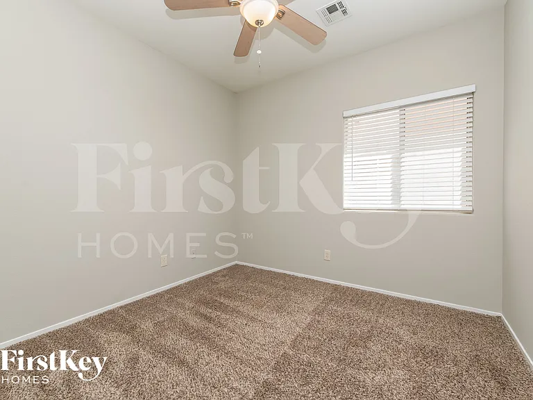 1527 Paradise Reef Ave — Photo 14