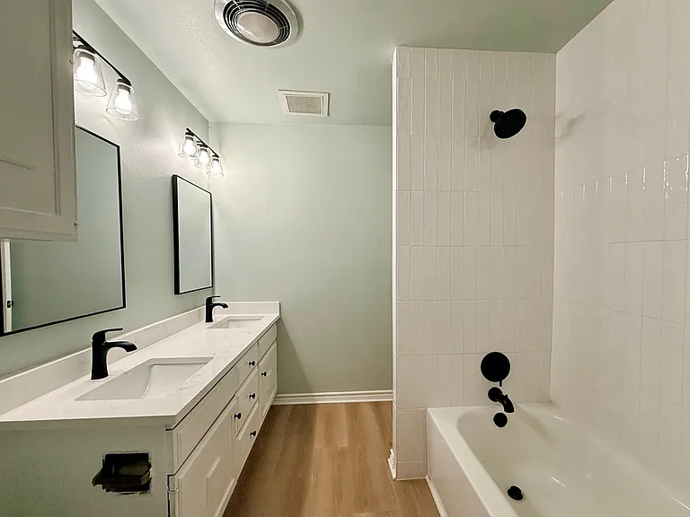 511 Fairway Dr — Photo 23