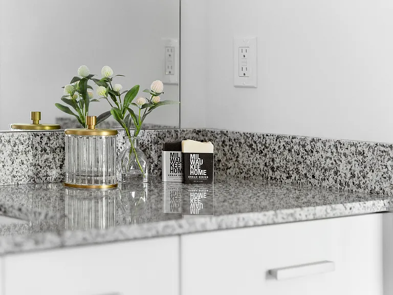 2 Bed / 2 Bath - 1,037 SF - Bathroom