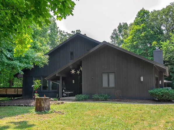14825 Woodbridge ROAD, Brookfield, WI 53005