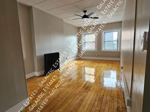 1061 Elm St APT 306, Manchester, NH 03101