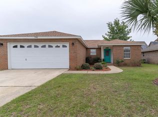 1940 Jo Tam Ln, Navarre, FL 32566