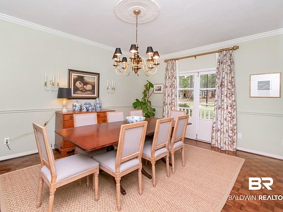 4th image of 4108 Woodsbury Ct