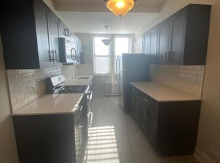 1336 E Hyde Park Blvd #3M, Chicago, IL 60615