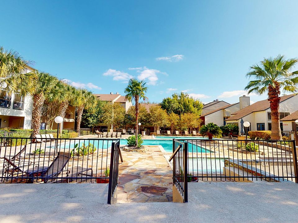 Pool Deck