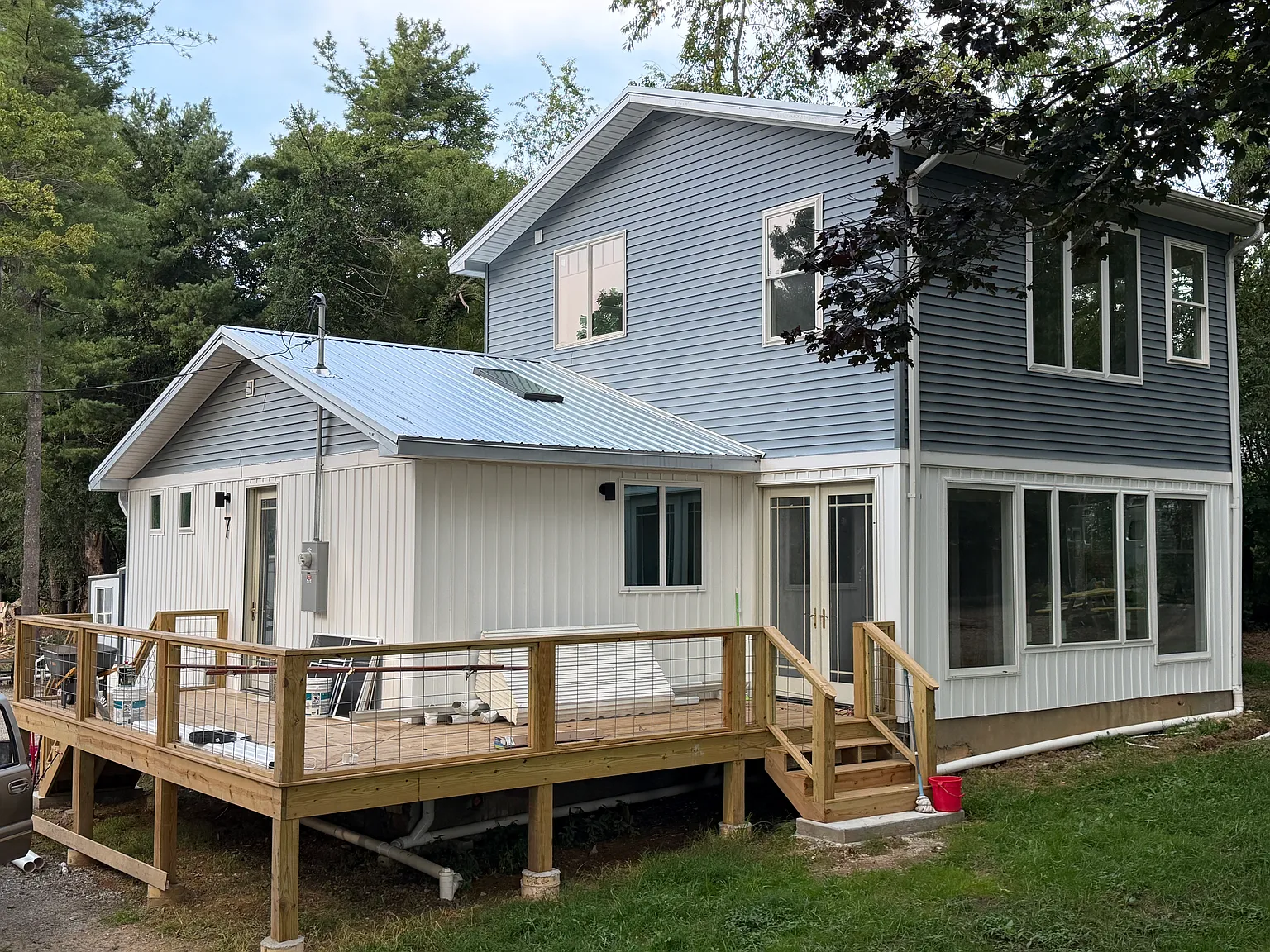 7 Karen Pl — Photo 1