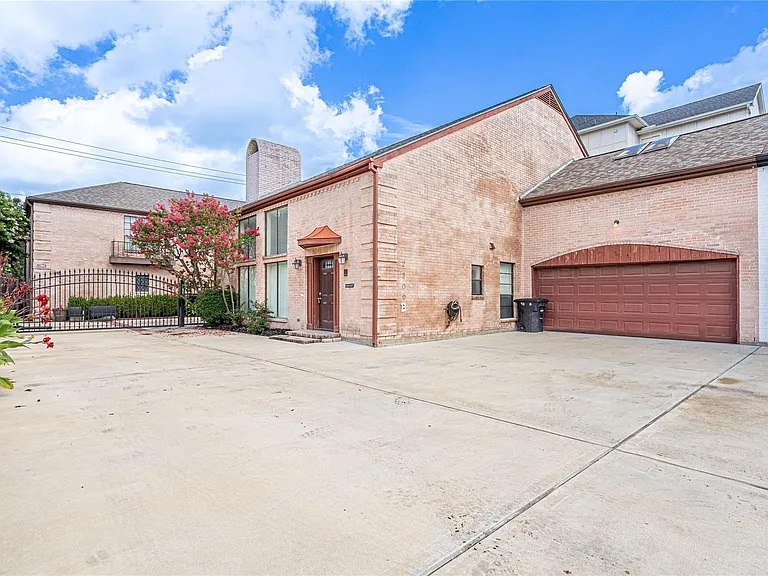 2306 Potomac Dr #B — Photo 3